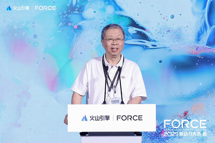 ISCB 副主席、清华大学教授张学工