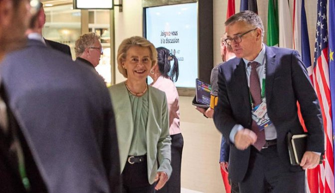 冯德莱恩在加拿大G7峰会上（图源：网络）