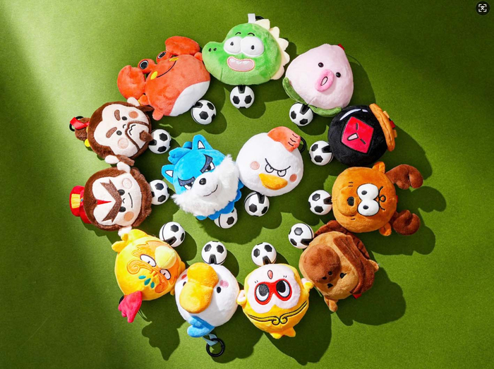 13市玩具“全家福”。受访者供图