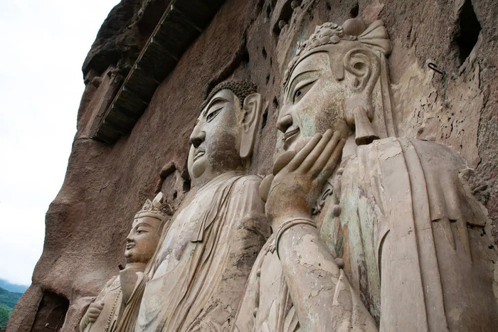 麦积山石窟摩崖大佛。新华社记者郎兵兵/摄