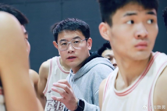 图源：华侨大学主帅周鲁男微博