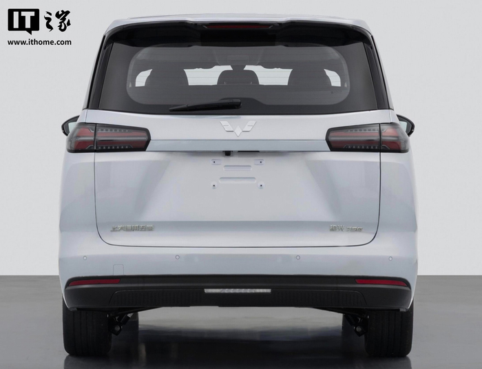 五菱星光 730 纯电版申报图