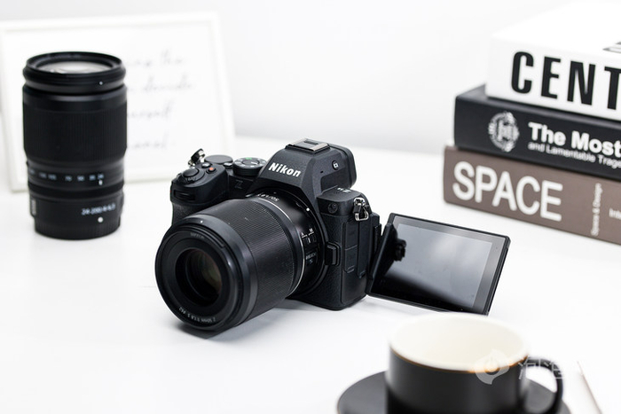 配备可翻转式触摸屏