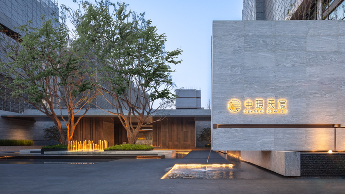 开发企业：华润置地