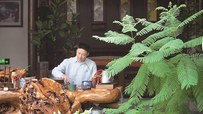 　石榴花开主题餐厅。　