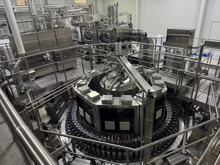 吾岛希腊酸奶全自动超洁净灌装车间