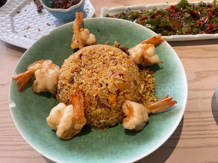 最终点了一份爆辣的炒饭 图源:霞光社