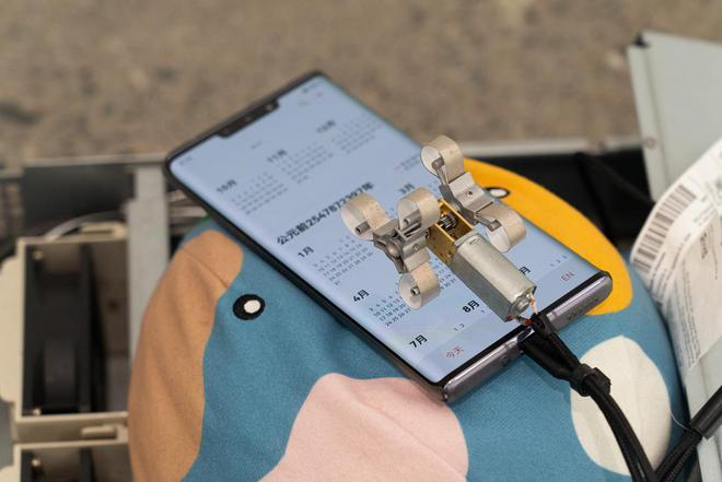 郭城《Y29B Bug》，2025。图片由嘉宾郭城提供。