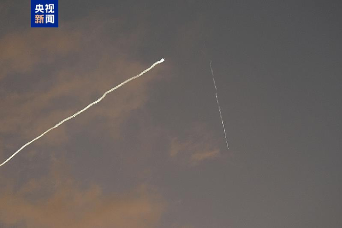 △以色列“铁穹”防空系统拦截伊朗导弹（资料图）