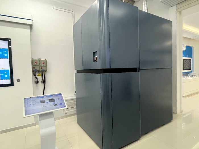 （陶瓷燃料电池发电系统，摄/吴佳楠）