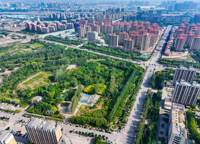 双渠口海绵公园为周边居民提供了休闲、运动、赏景的好去处。