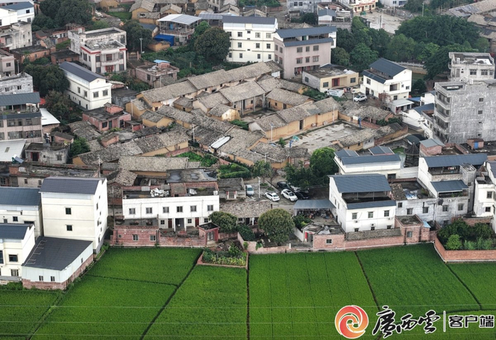 萍塘古村全貌。广西云-广西日报记者 周军 摄