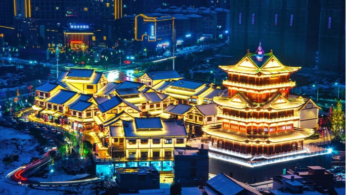 ▲武冈都梁路夜景。（刘长焱/摄）