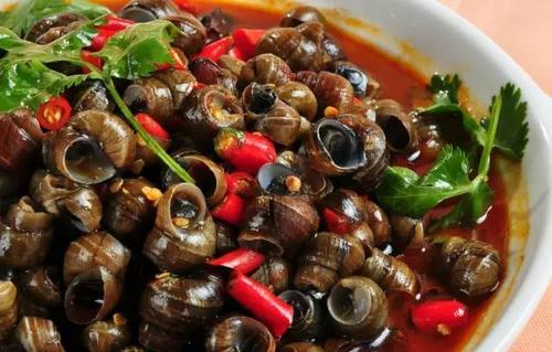 爆炒田螺。