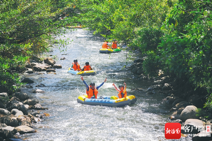 万泉河漂流。海南日报记者 袁琛 摄