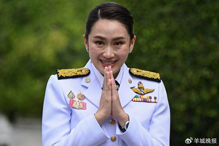 佩通坦去年就任总理（资料图片）