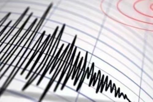 日本鹿儿岛县吐噶喇列岛近海产生5.5级地震