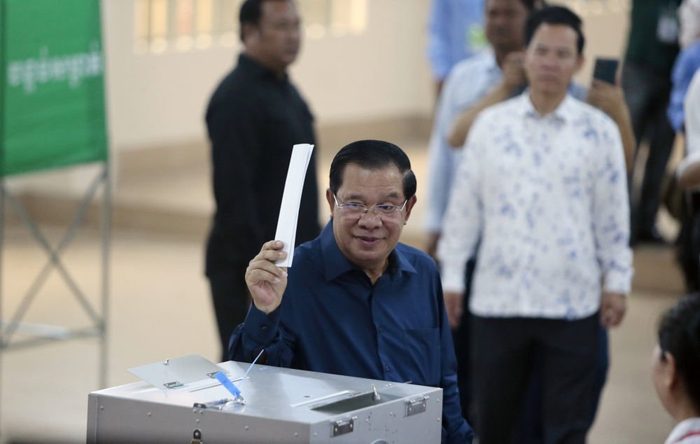 洪森资料图。新华社发（批隆摄）