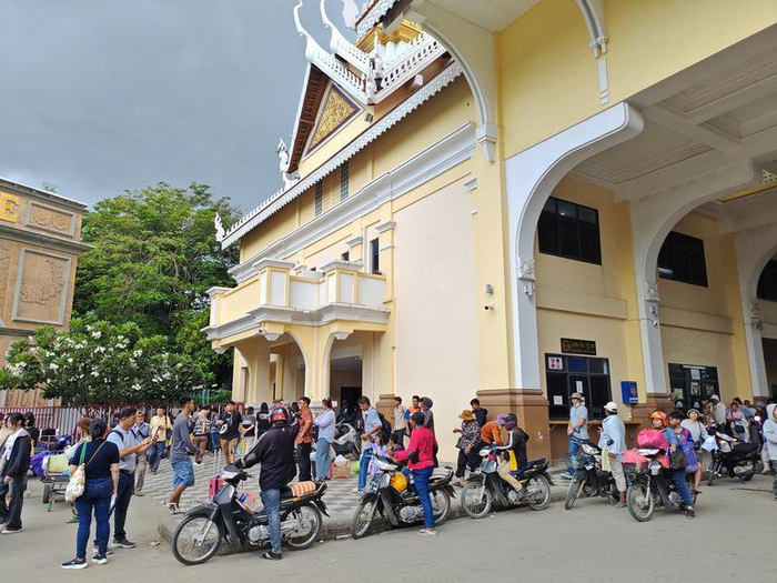 在柬埔寨班迭棉吉省波贝市拍摄的位于柬泰边境的波贝检查站。 新华社发（棉吉摄）