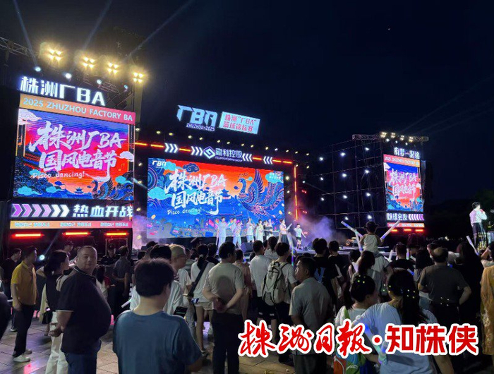 搭美学将“厂BA”变成了人气天花板，更成为撬动文旅融合的支点 记者/谭昕吾 摄