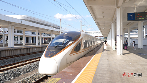 景德镇与香港西九龙之间首次实现高铁直通（吴文 供图）