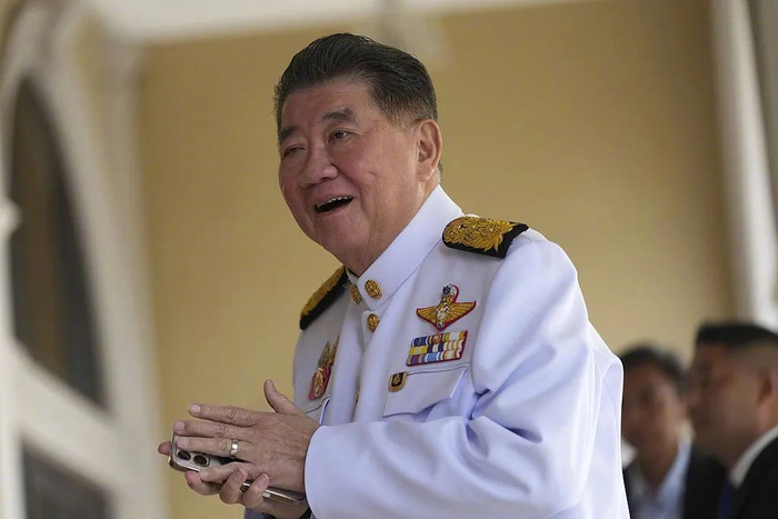 当地时间7月3日，曼谷，泰国看守政府总理普坦抵达政府大楼。