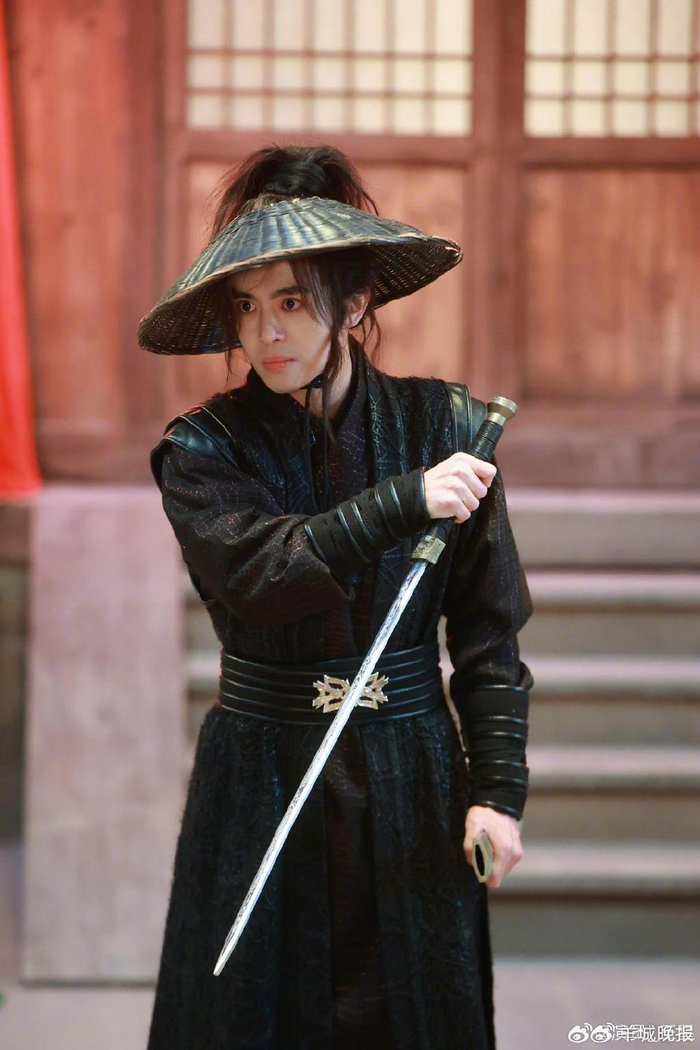 羊城晚报：有没有总结过自己在演艺圈的生存法则？