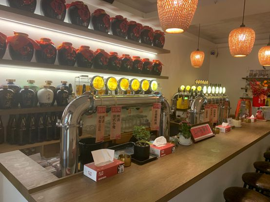 唐三两宏济新路店内陈设（每经记者 蔡鼎 摄）