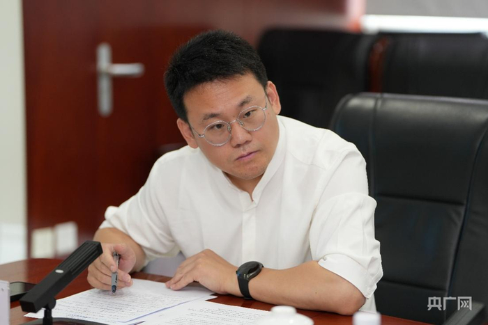 清华大学艺术教育中心助理教授、中国少数民族戏剧学会秘书长付桂生（央广网记者王综鹤  摄）