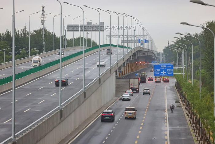 今日京密路改造工程一期正式通车，主路为城市快速路。新京报记者 王贵彬 摄