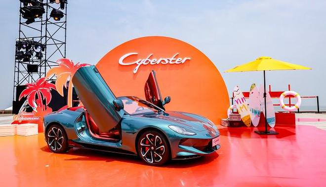  图片来源：MG MG双车年度改款上市​​ 关键词：紧凑型轿车/双门电动跑车/年度配置升级​​