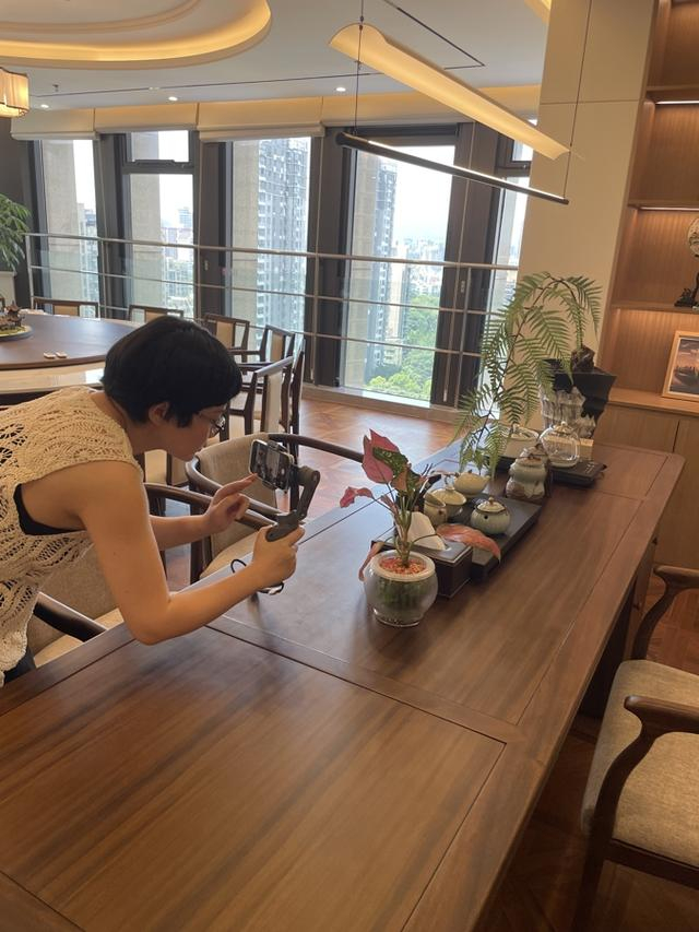 夕阳会在诸多细节当中判断一家养老机构是否靠谱。 图片由受访者提供。