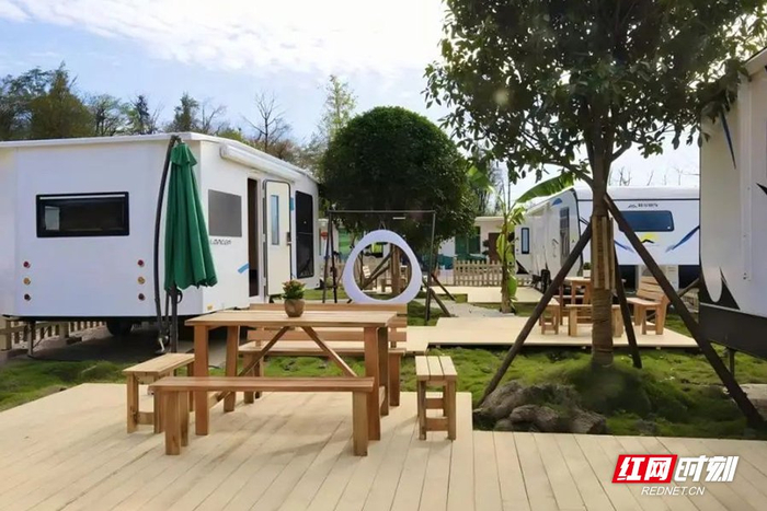 八面山房车营地。