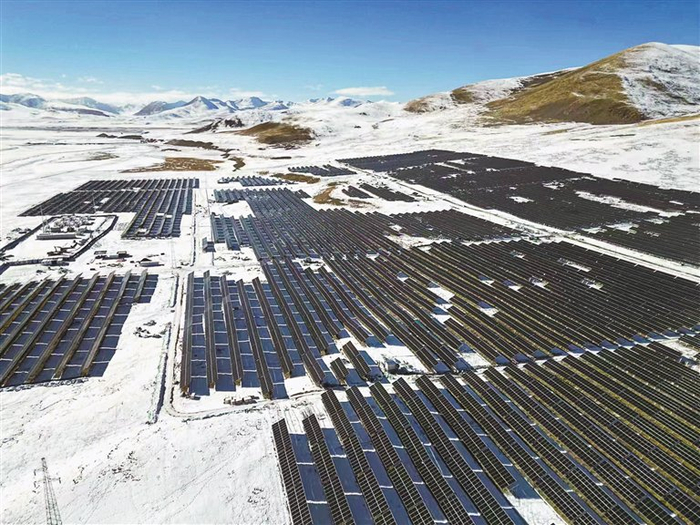 浙能嘉黎县仓康50兆瓦光伏储能项目。 浙江省援藏指挥部供图