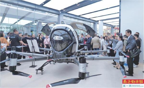 　　深圳占据全国90%的消费级无人机市场份额和60%的工业级产能。 通讯员供图