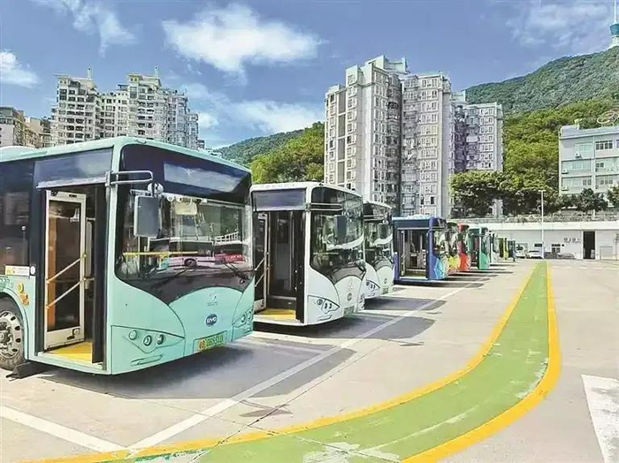 图/深圳巴士集团深康充电站V2G反向供电