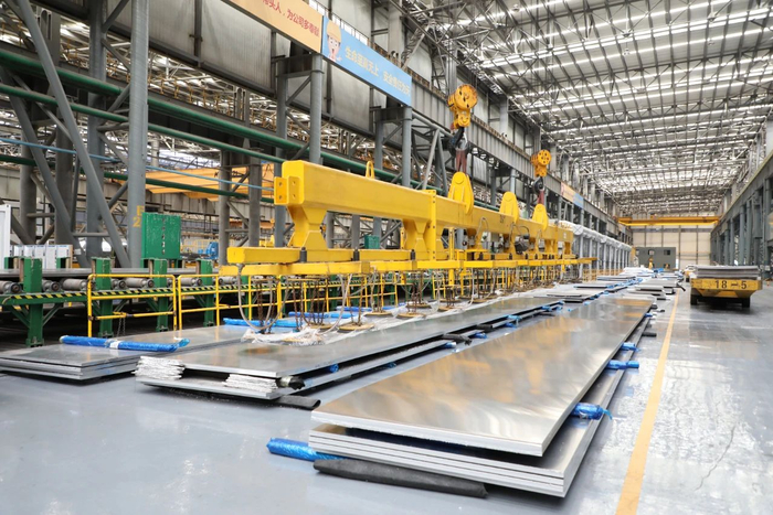 南南铝加工热轧制造中心生产线