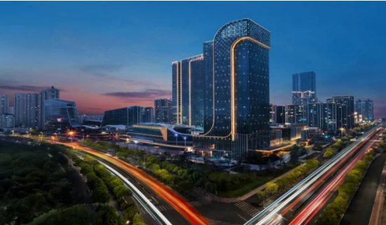 （龙湖光年TOD实景图）