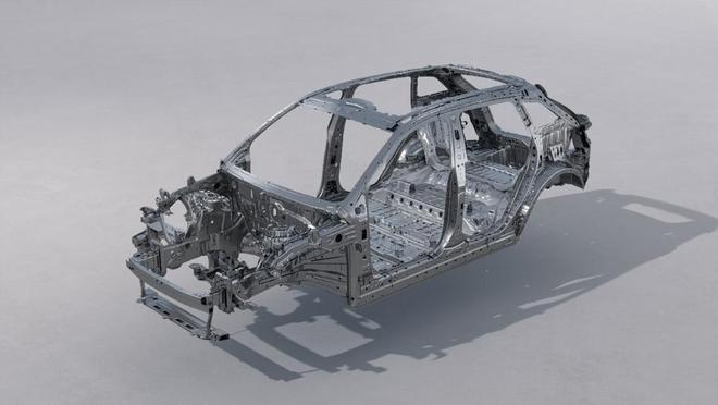 ▲全新零跑C11车身