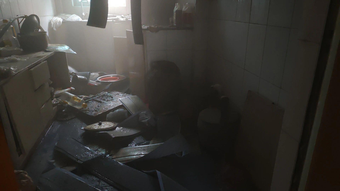 △厨房满地狼藉。