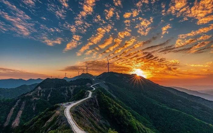 　　图为重庆市石柱土家族自治县六塘乡的刀背梁。（采访对象供图）