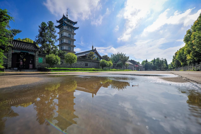 台儿庄城内制高点：清真寺望月楼 摄影孔闯