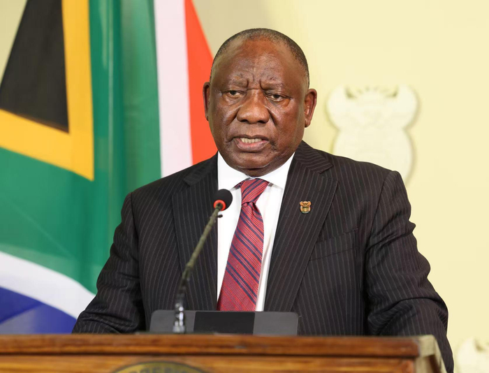 △南非总统拉马福萨