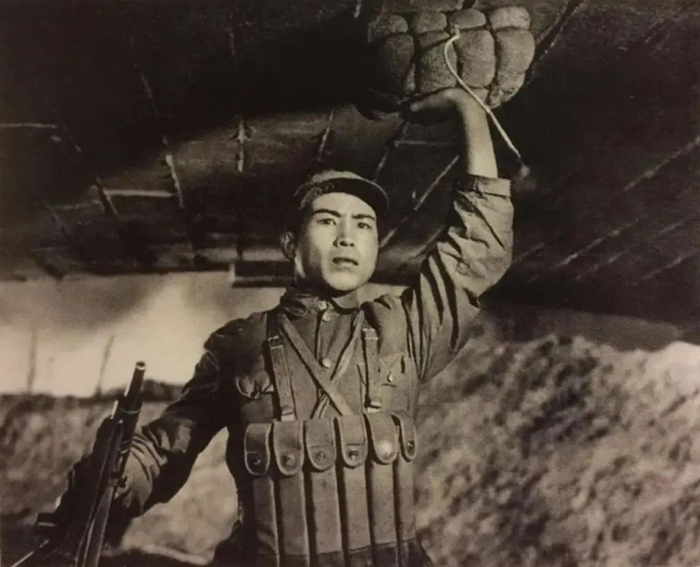 《董存瑞》剧照