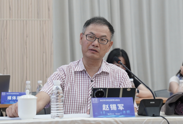 中国人民大学中国资本市场研究院联席院长赵锡军。国是直通车 赵斌 摄