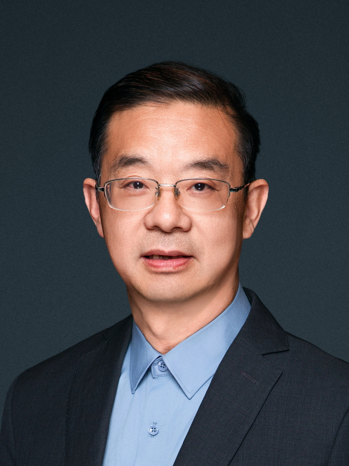 医改专家、陕西省山阳县卫生健康局原副局长徐毓才