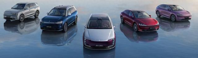 图片来源：鸿蒙智行官网