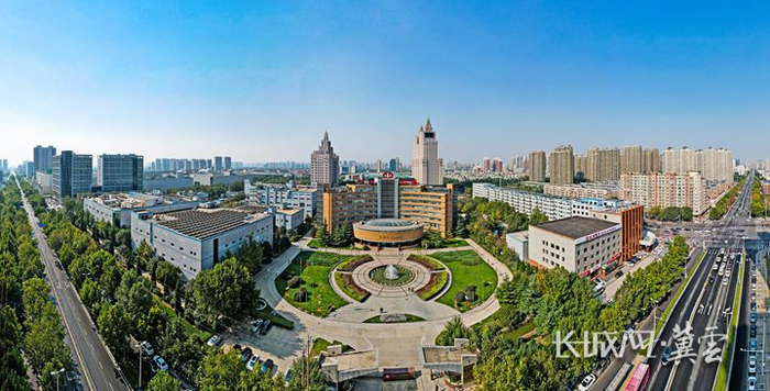 以岭药业外景。
