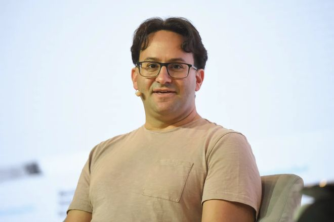 ▲Anthropic联合创始人Jared Kaplan（来源：TechCrunch）