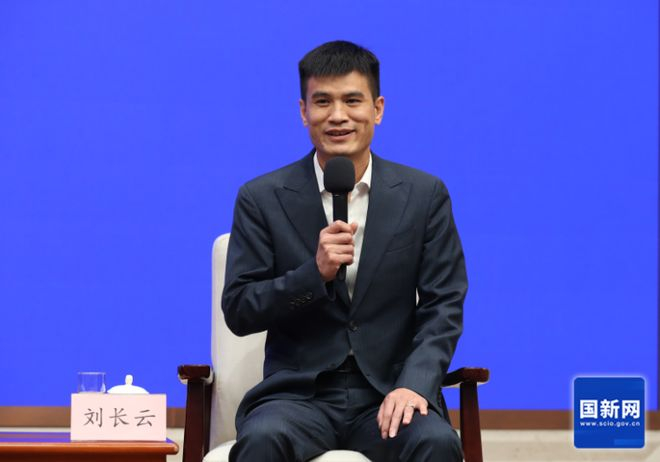 九州通医药集团股份有限公司董事长刘长云。 图片来源/国新网